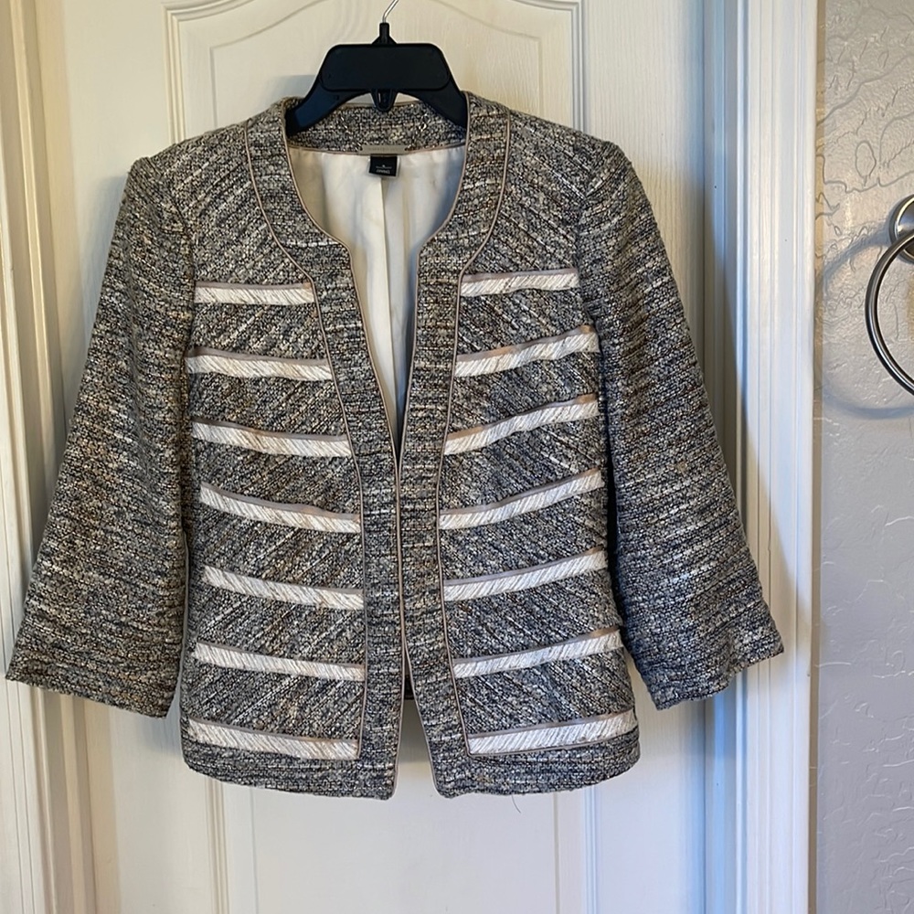 White House black market blazer- size 4. Hook and eye closure